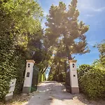 Benedetta - Teloni 别墅
