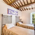 Benedetta - Teloni Villa *