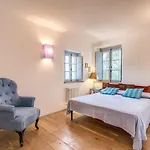 Benedetta - Teloni Villa