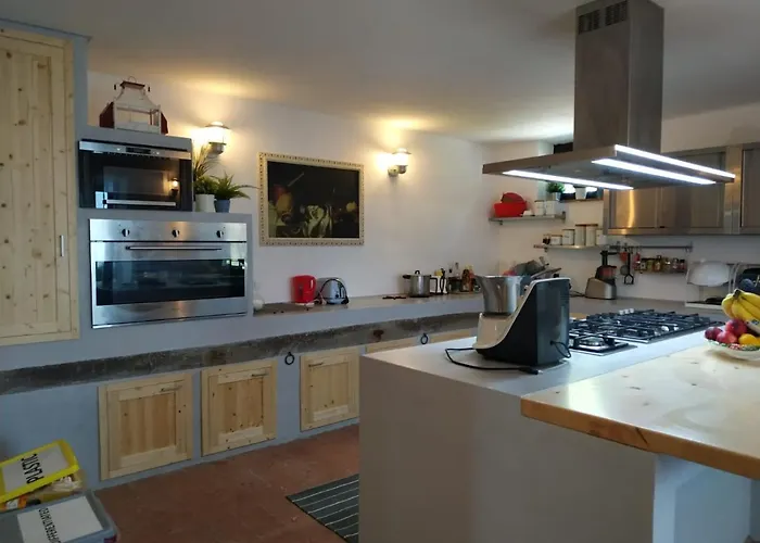 Benedetta - Teloni Villa Osimo