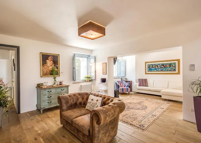 Benedetta - Teloni Villa